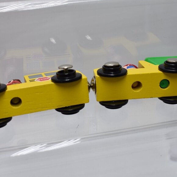 Wooden Tumble Tree Town Folk Wooden Dump Truck Construction Worker Driver n Bus - Picture 10 of 10